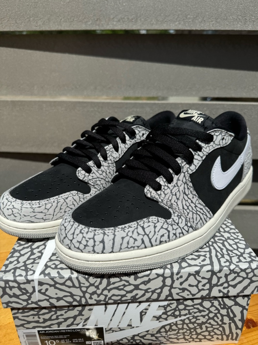 Jordan Retro 1 Low OG